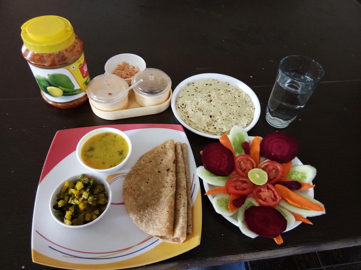Grand Galaxy Hotel Krishna Nashik Luaran gambar